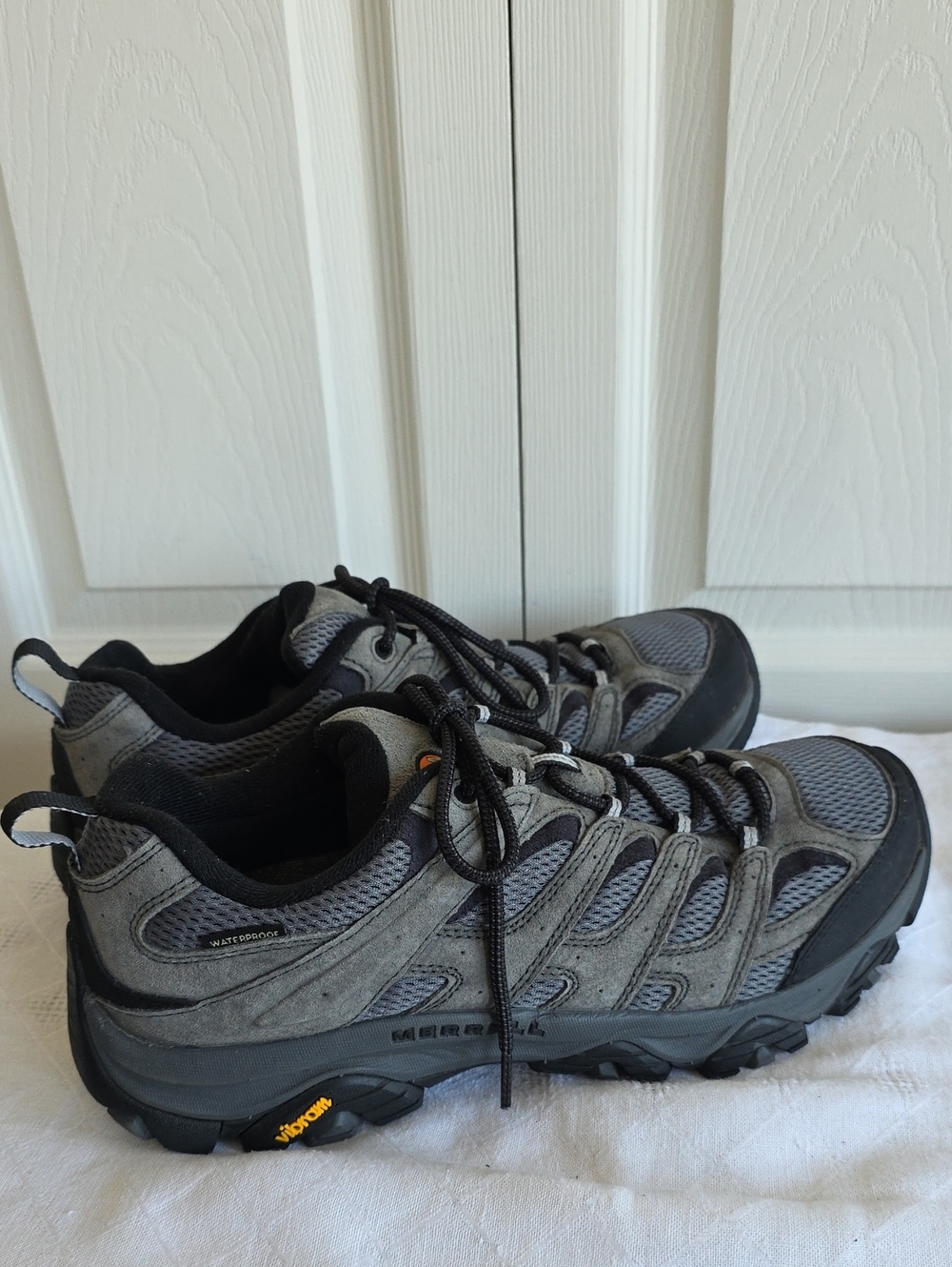 Merrell Moab 3 Waterproof Hiking Shoes Men's Size 12.5 Color-Granite